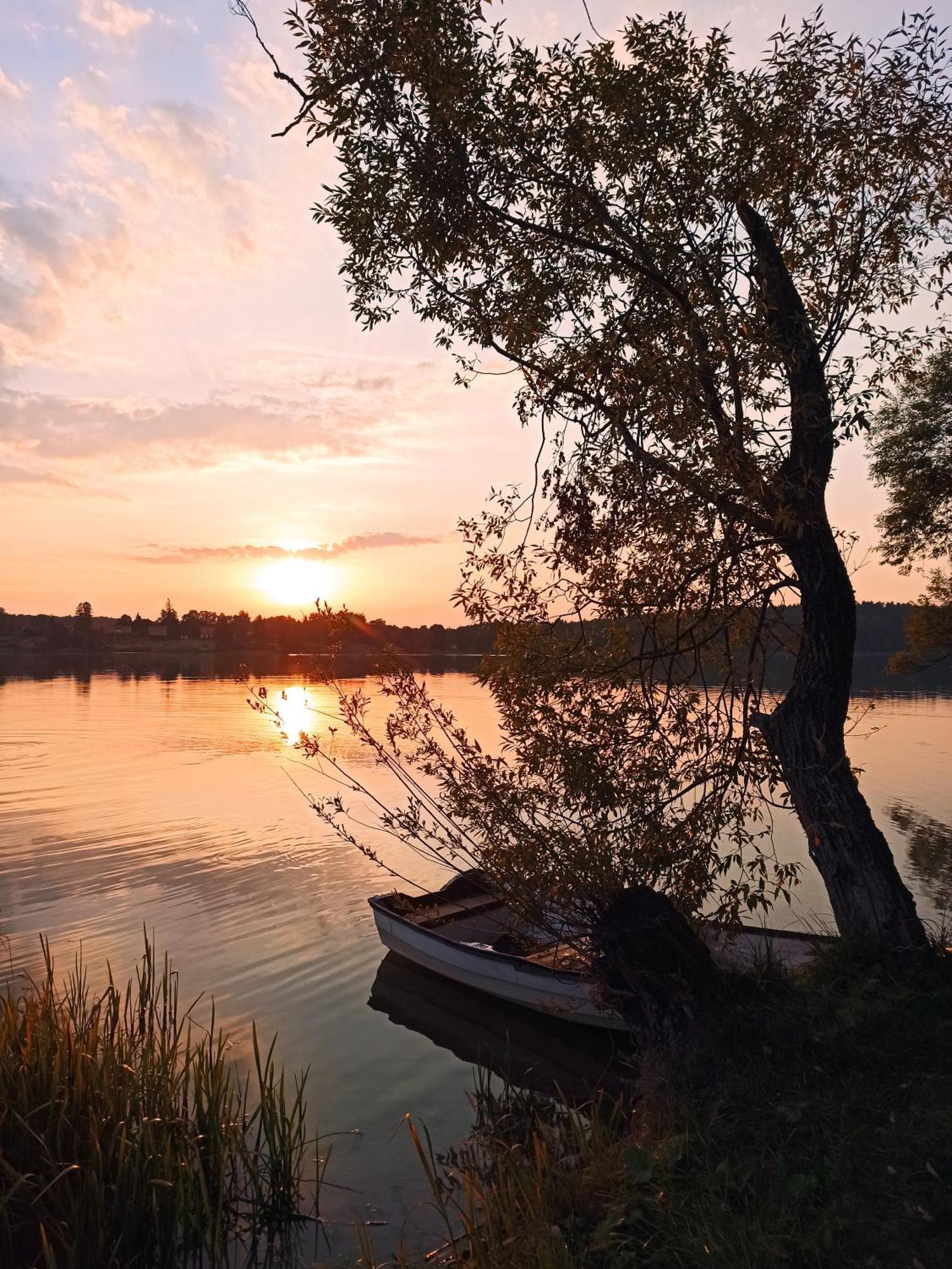 Mazurska Lesniczowka Nowy Zyzdroj B&B 외부 사진